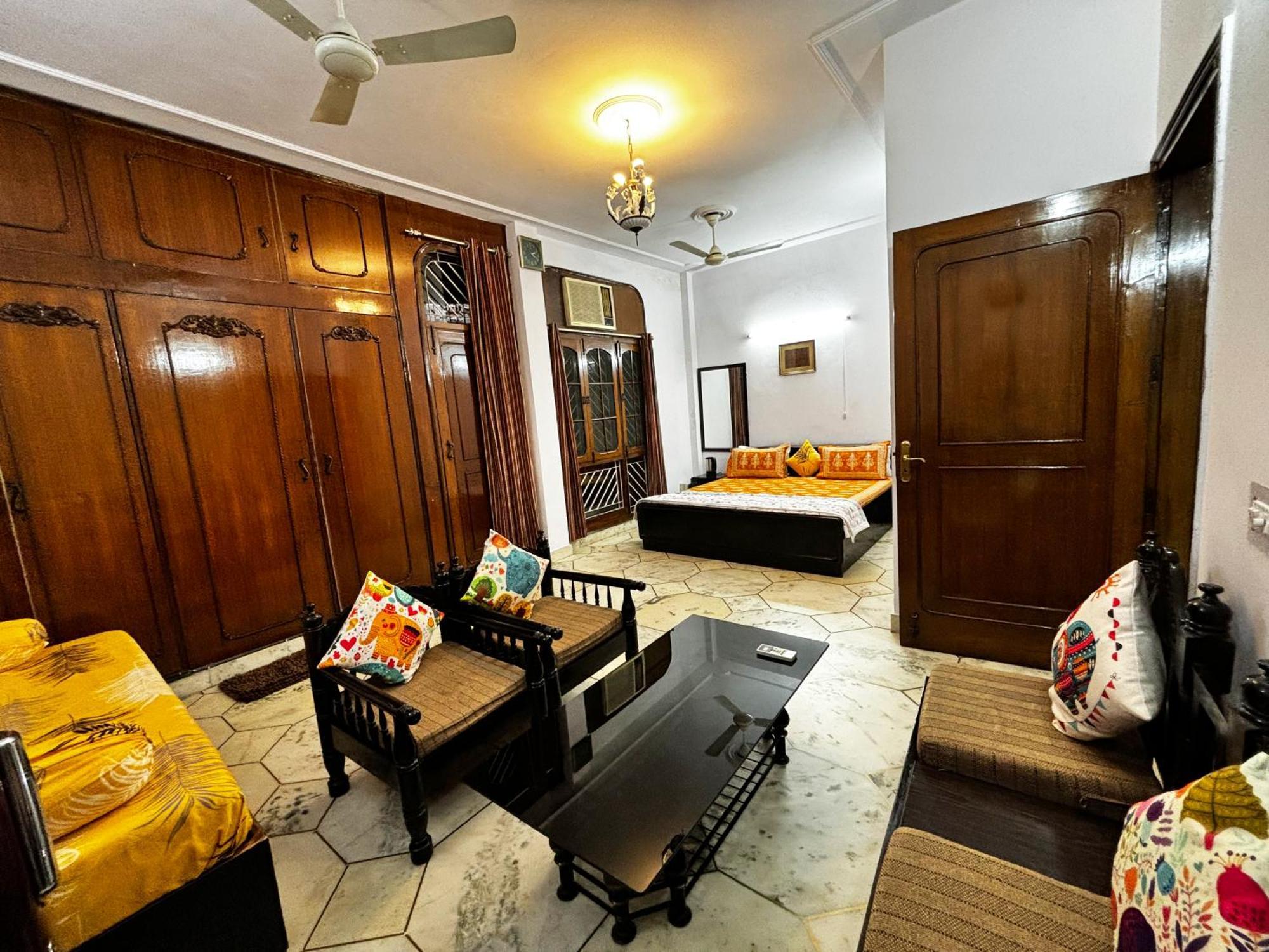 Tatvamasi Homestay Új-Delhi Kültér fotó