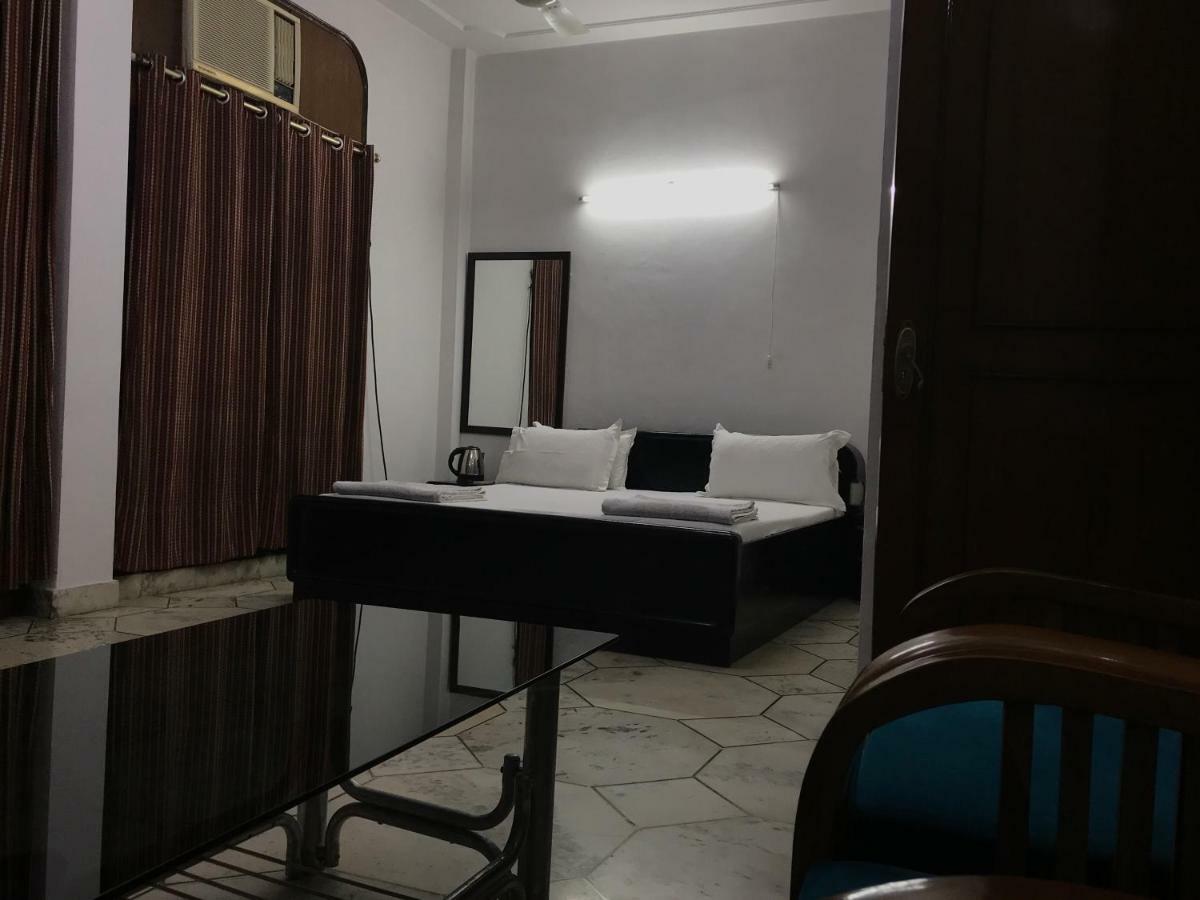 Tatvamasi Homestay Új-Delhi Kültér fotó